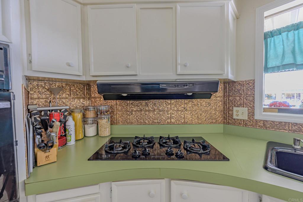 4650 Dulin Road, Unit 27 Fallbrook, CA 92003 - Photo 18 of 37