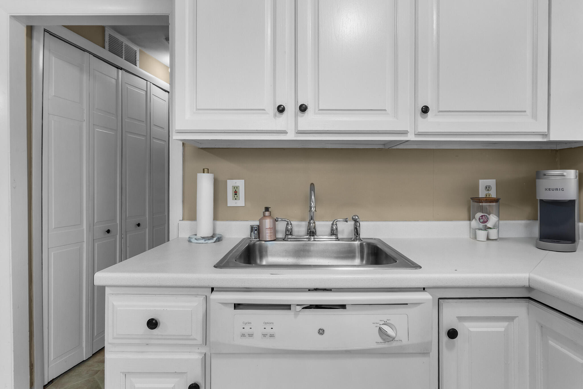 148 Thornton Road Bangor, ME 04401 - Photo 21 of 40 Kitchen Sink