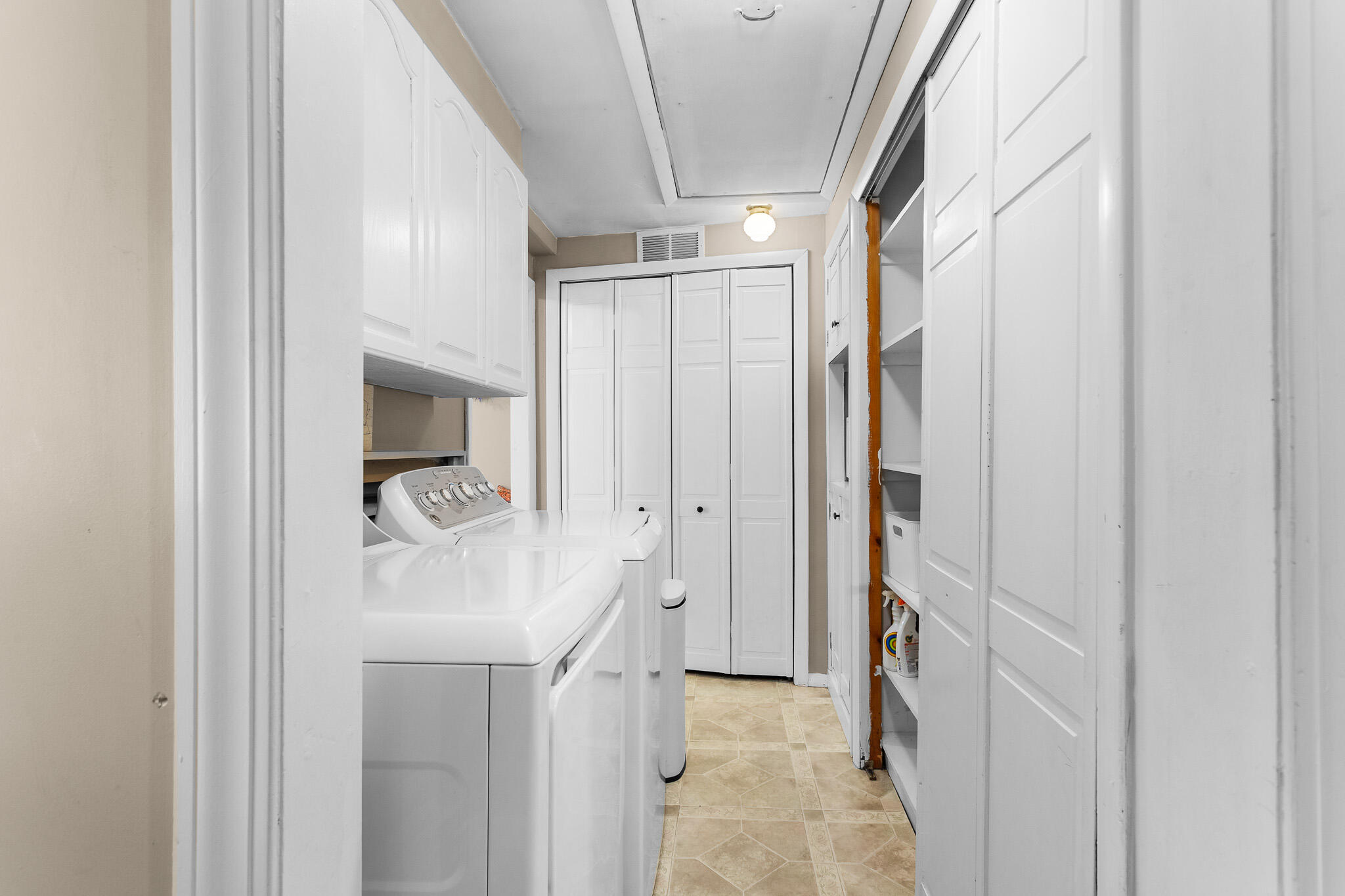 148 Thornton Road Bangor, ME 04401 - Photo 25 of 40 Laundry Room