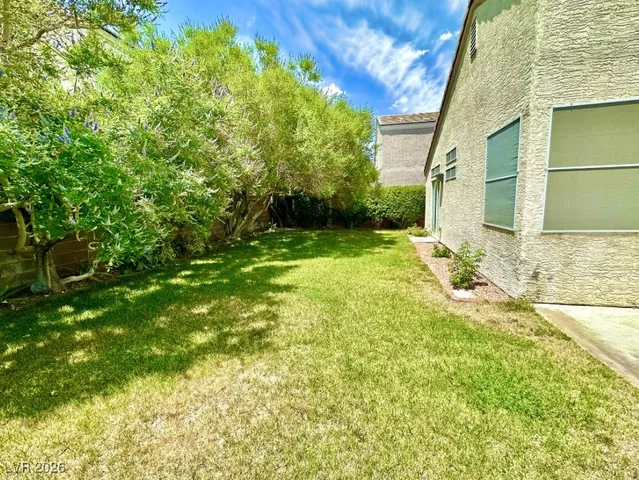 $2,175 | 3301 Barnstaple Court, Las Vegas, NV 89129