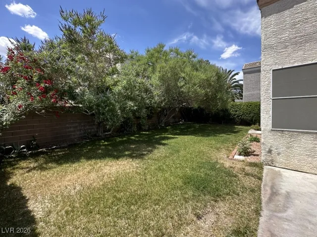 $2,175 | 3301 Barnstaple Court, Las Vegas, NV 89129