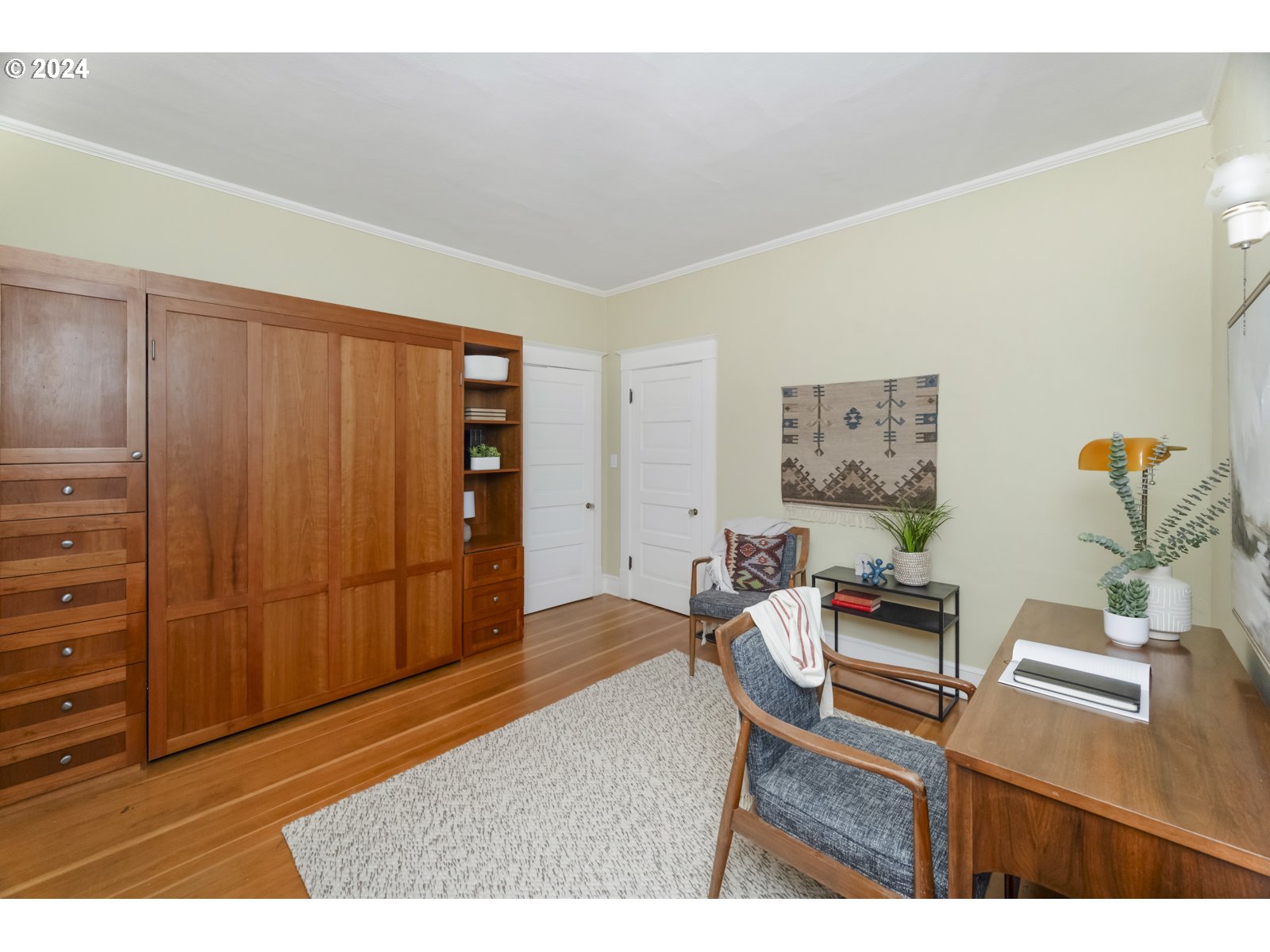 3415 Southeast Harrison Street Portland, OR 97214 - Photo 26 of 44 a living room with furniture