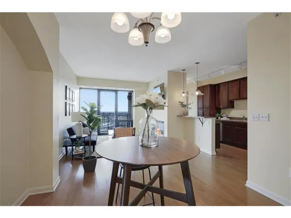 $2,295 | 500 East Grant Street, Unit 1905, Minneapolis, MN 55404