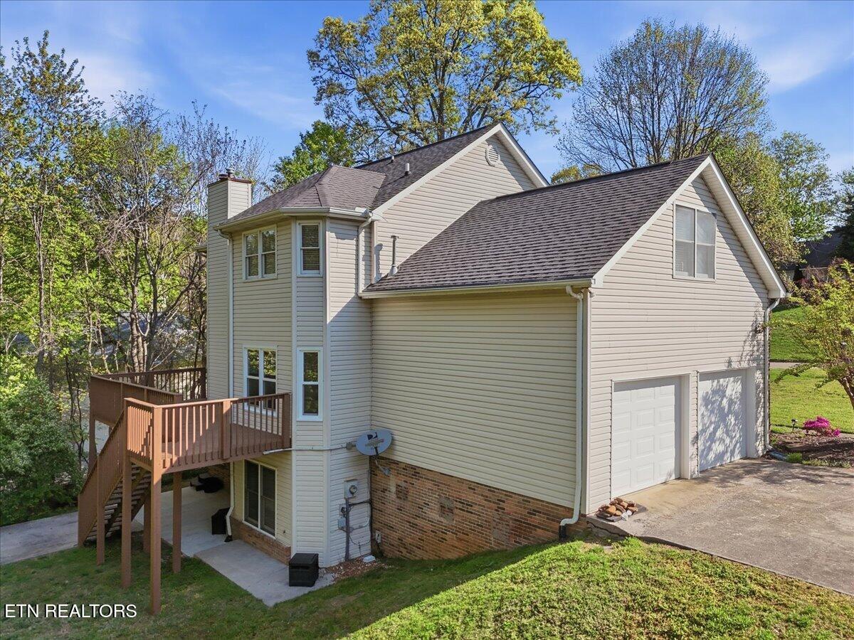190 Country Walk Drive Powell, TN 37849 - Photo 4 of 43 04-001_DJI_20260409101114_0002_D