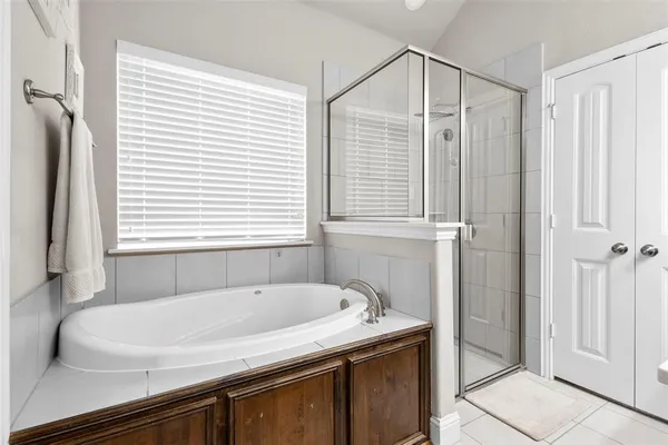 $369,000 | 3605 Worthington Drive, Midlothian, TX 76065