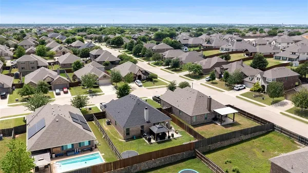 $369,000 | 3605 Worthington Drive, Midlothian, TX 76065