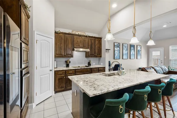 $369,000 | 3605 Worthington Drive, Midlothian, TX 76065