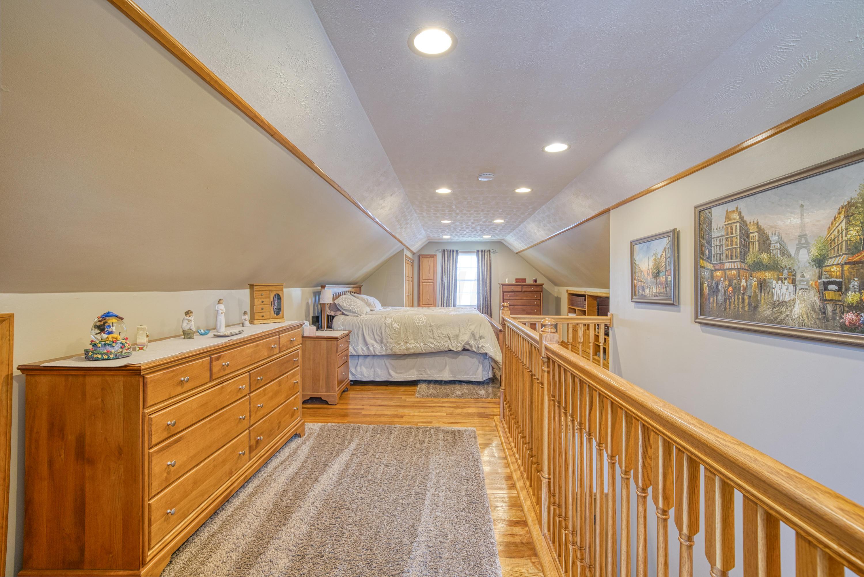 3140 Gerbert Road Columbus, OH 43224 - Photo 15 of 39 Gallery Image 15