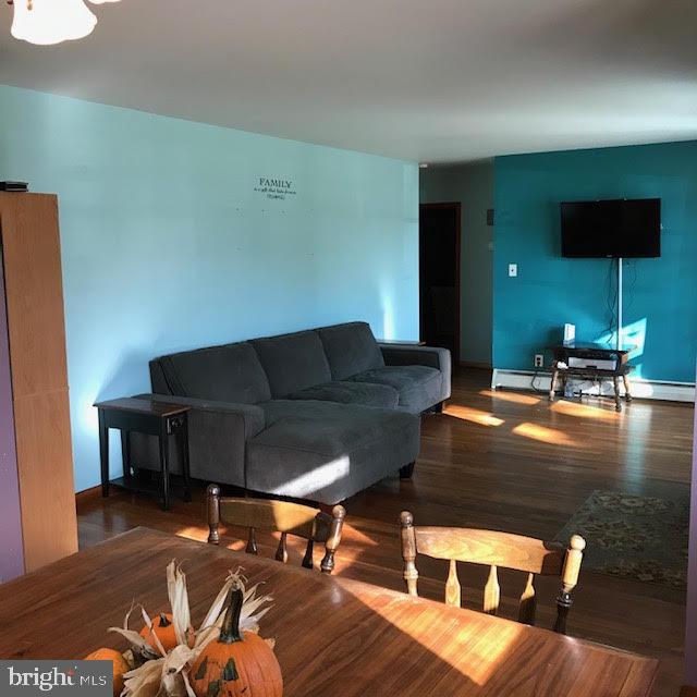 823 Rancocas Road Westampton, NJ 08060 - Photo 10 of 25 Looking from Dining Room into Family Room
