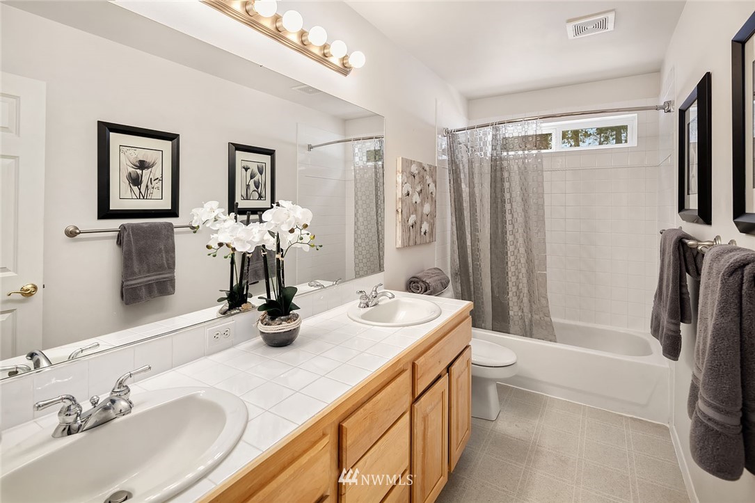 10938 Kelly Road Northeast Carnation, WA 98014 - Photo 22 of 25 Gallery Image 22