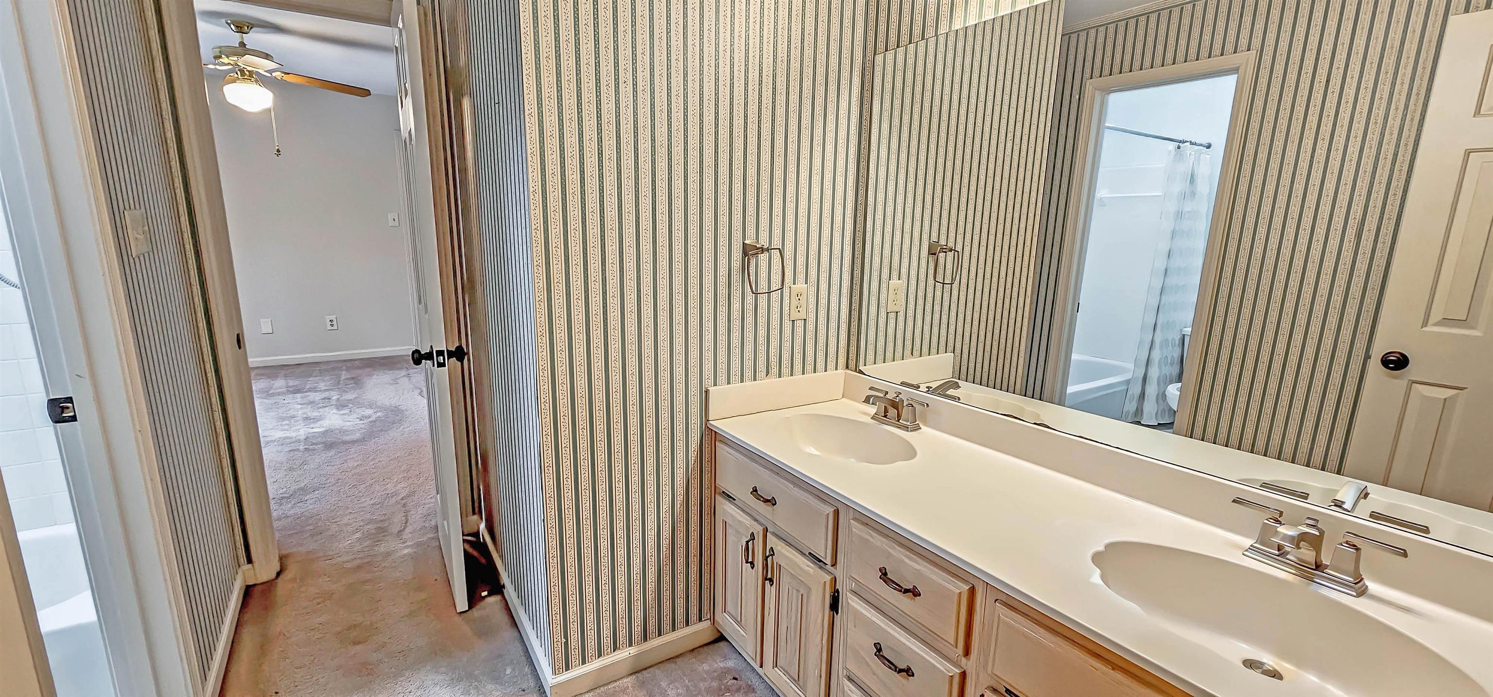 660 Weston Drive Collierville, TN 38017 - Photo 25 of 32 Adjoins bedrooms 3 & 4