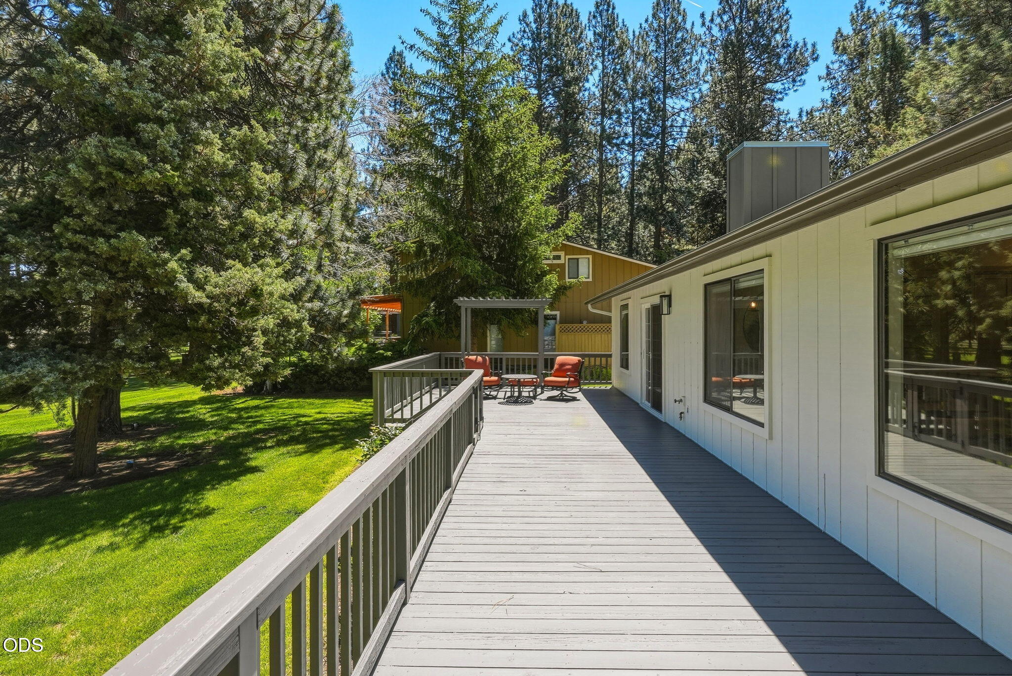20422 Bullblock Road Bend, OR 97702 - Photo 35 of 45