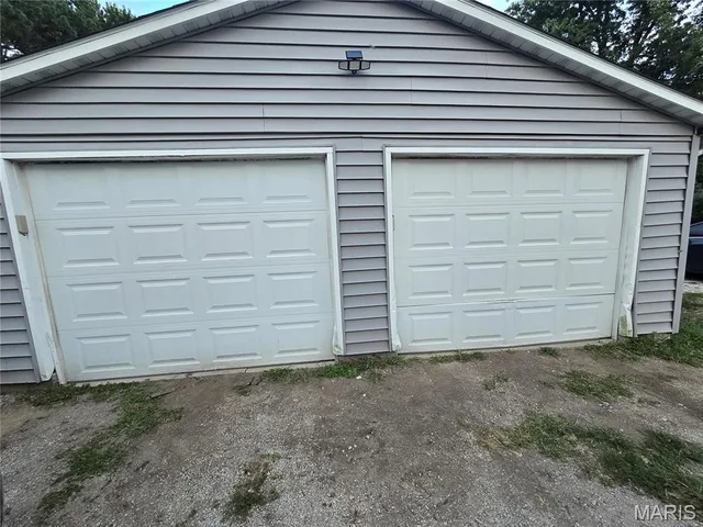 $120,000 | 105 South Maple Street, Stonington, IL 62567