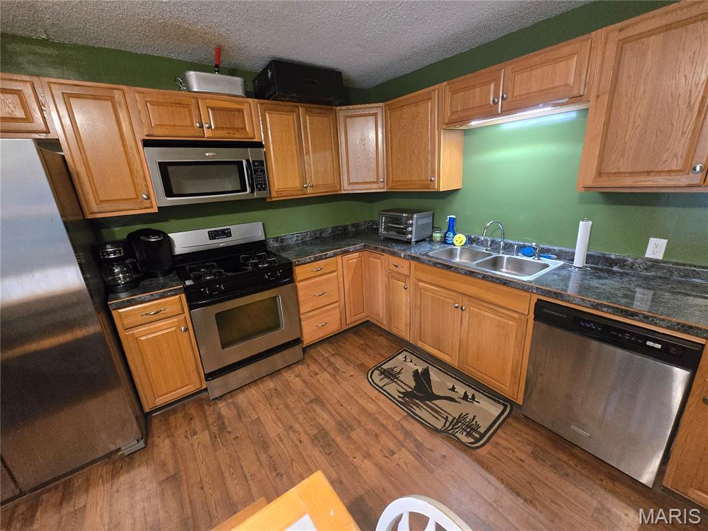 105 South Maple Street Stonington, IL 62567 - Photo 2 of 20