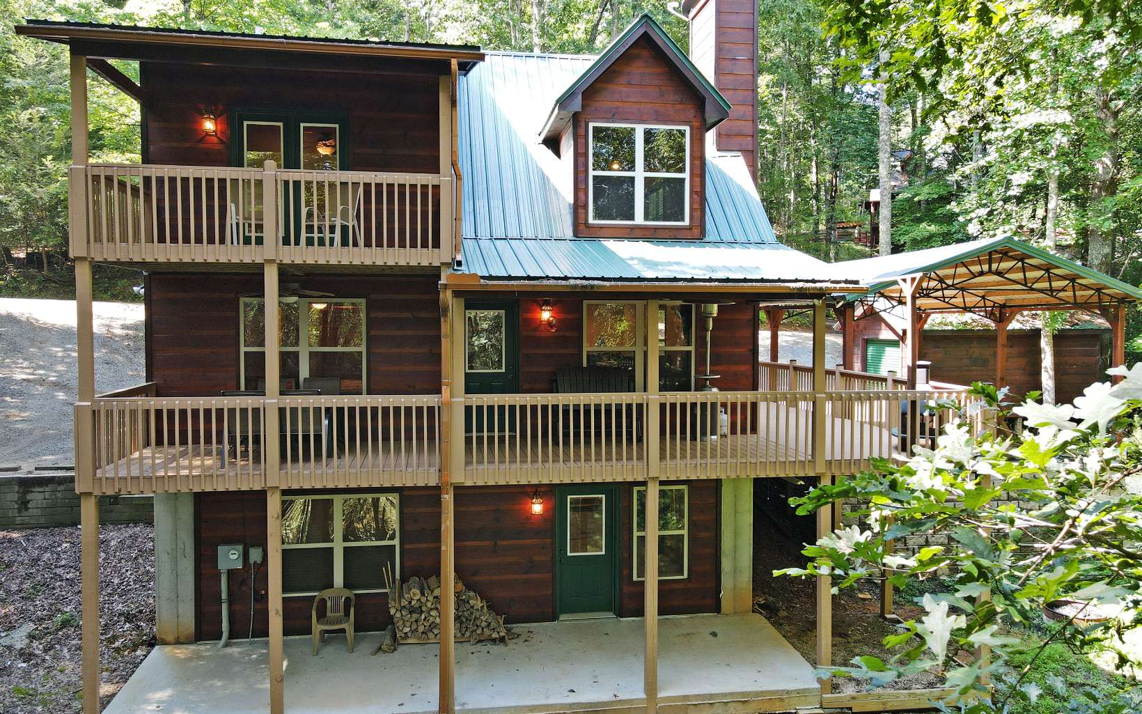 110 Sourwood Drive Blue Ridge, GA 30513 - Photo 2 of 4 Additional View