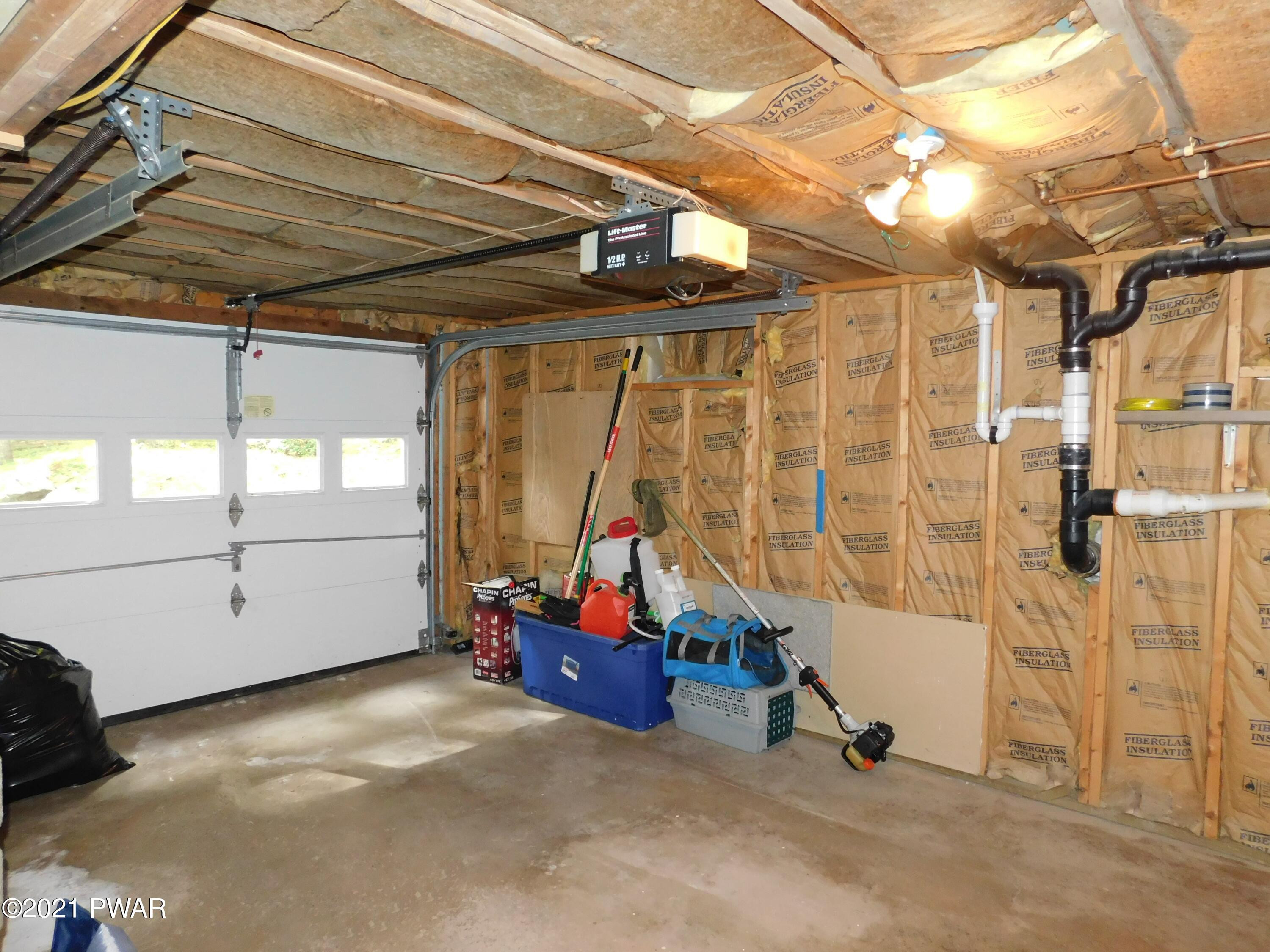 119 Ridge Drive Milford, PA 18337 - Photo 35 of 40 a view of a room with gym equipment