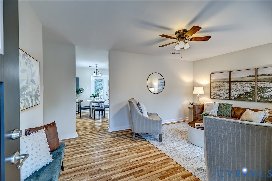 12301 Beaver Point Drive Midlothian, VA 23112 - Photo 2 of 24 a living room with furniture