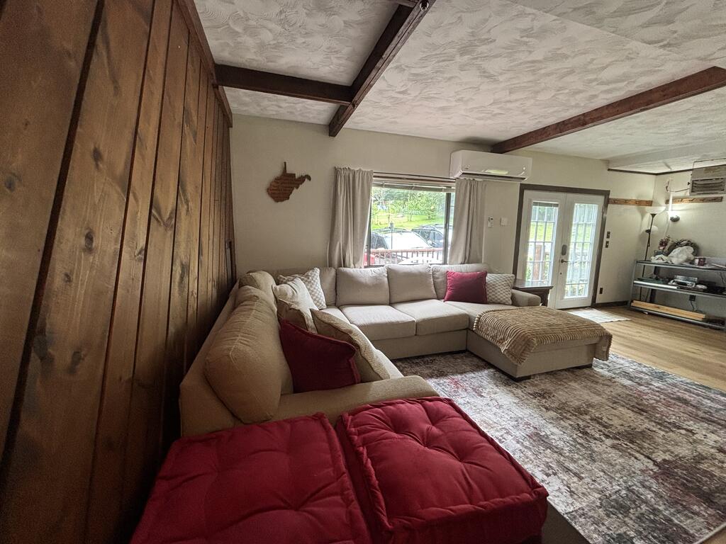 28 Breakwater Road Mount Nebo, WV 26679 - Photo 11 of 31 Gallery Image 11