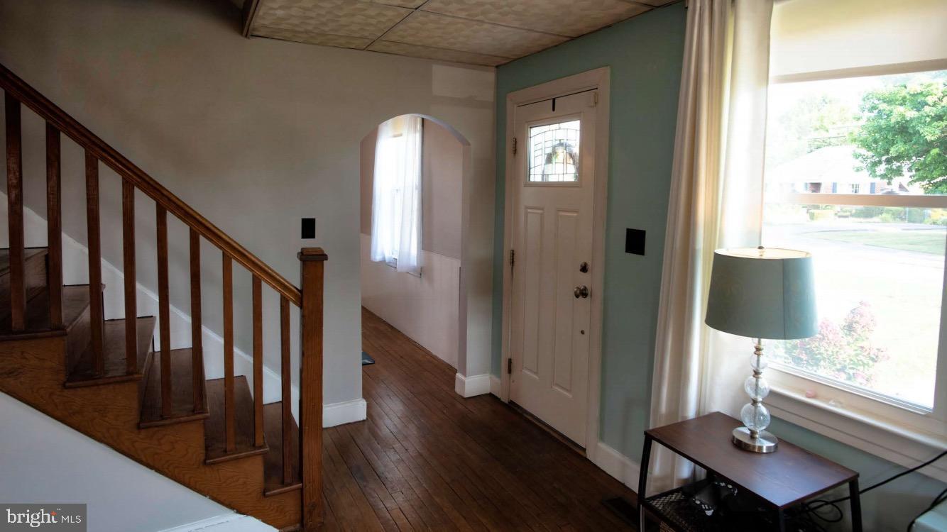 101 Twin Oaks Road Linthicum, MD 21090 - Photo 6 of 39 entry