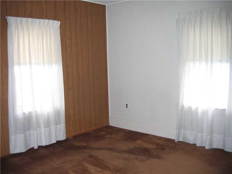 411 Vermont Avenue Rochester, PA 15074 - Photo 9 of 16 Bedroom.