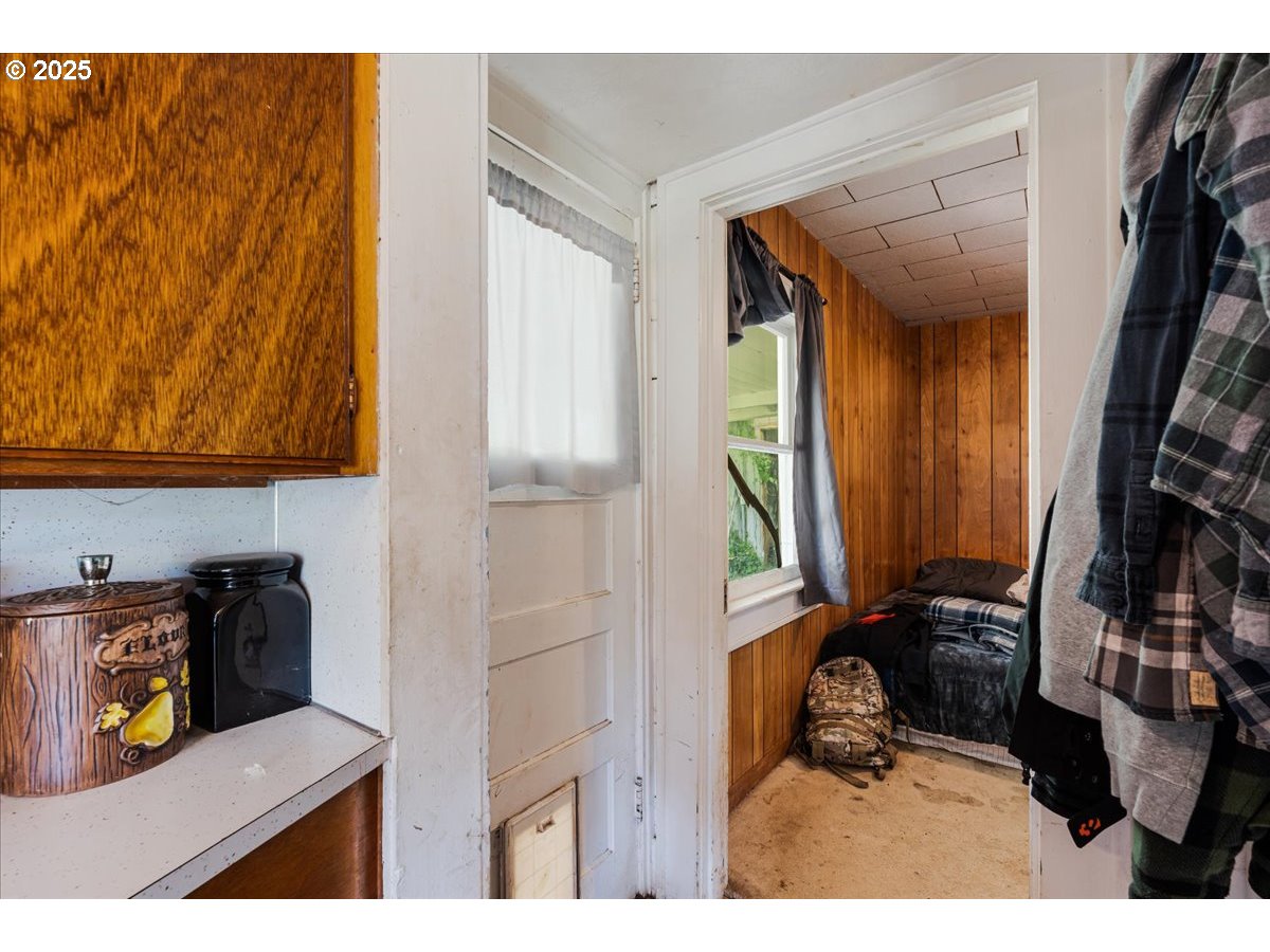 25402 South Schockley Road Beavercreek, OR 97004 - Photo 12 of 48