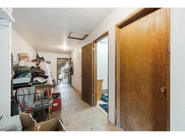 $1,299,850 | 25402 South Schockley Road, Beavercreek, OR 97004