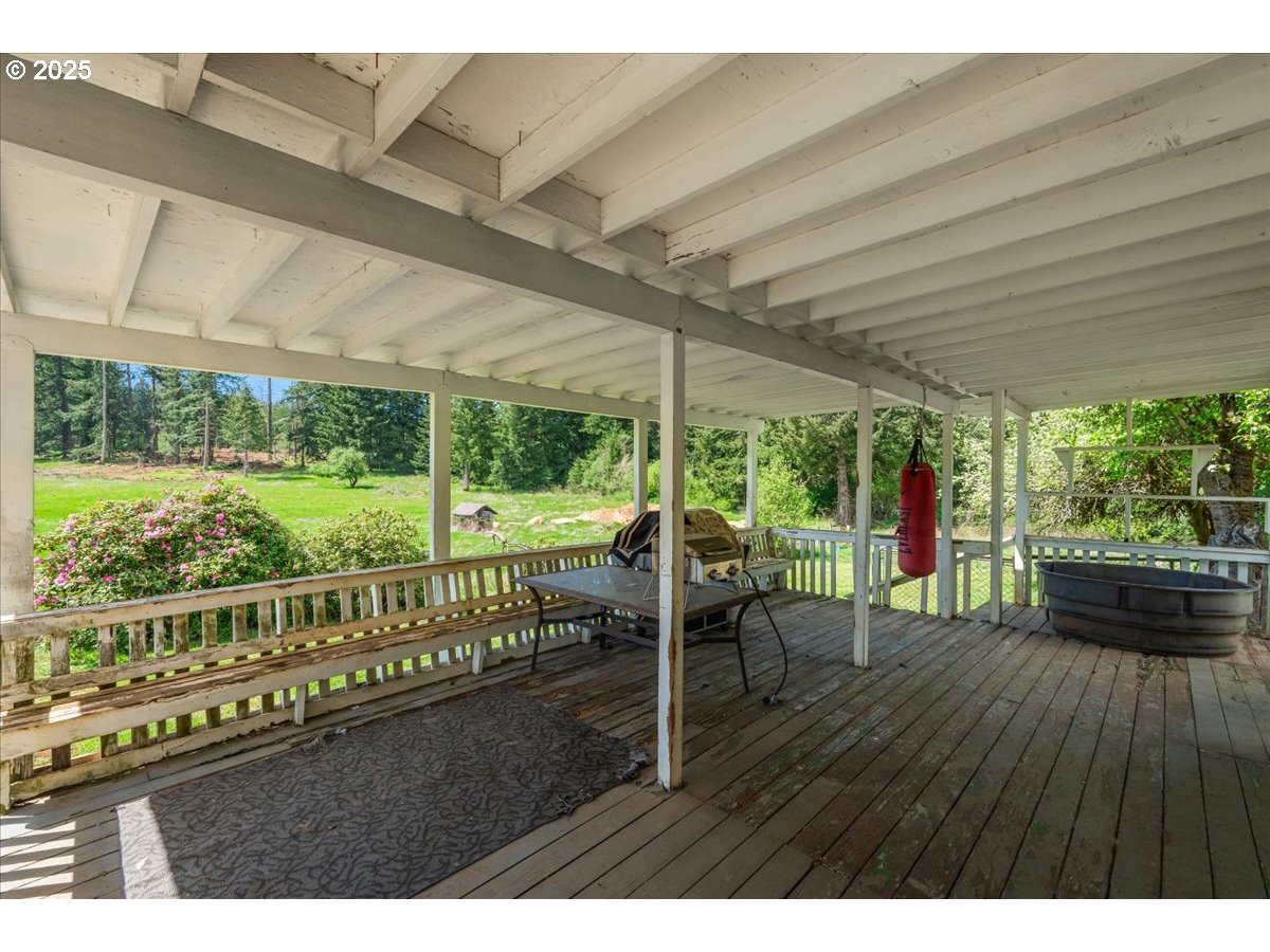 25402 South Schockley Road Beavercreek, OR 97004 - Photo 28 of 48