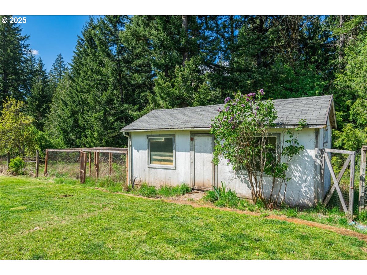 25402 South Schockley Road Beavercreek, OR 97004 - Photo 44 of 48