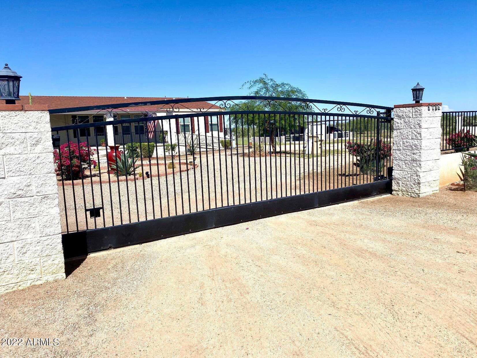 3610 North Axtell Road Florence, AZ 85132 - Photo 45 of 49 Front Gate