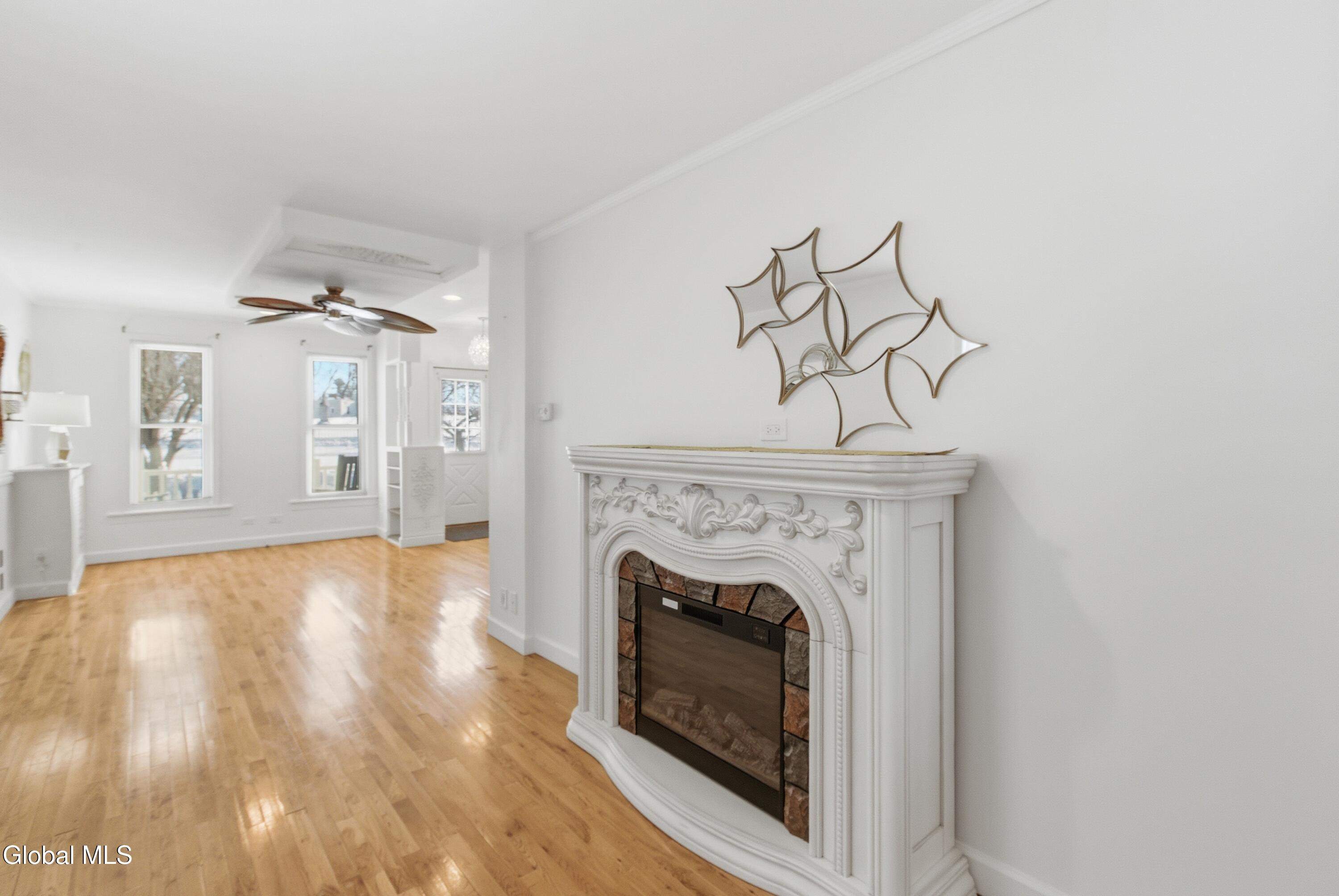 113 Washington Avenue Rensselaer, NY 12144 - Photo 12 of 50 14-MW2_2207