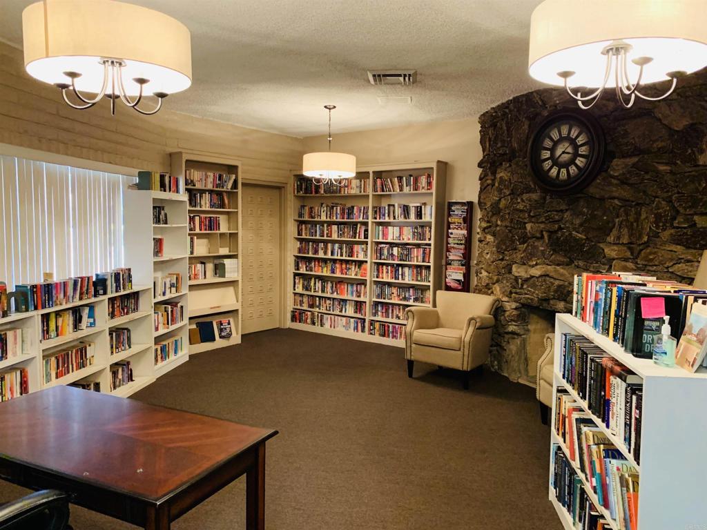 8301 Mission Gorge, Unit 189 Santee, CA 92071 - Photo 15 of 15 Library