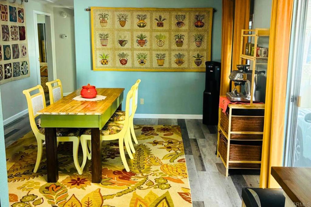 8301 Mission Gorge, Unit 189 Santee, CA 92071 - Photo 7 of 15 Dining Room