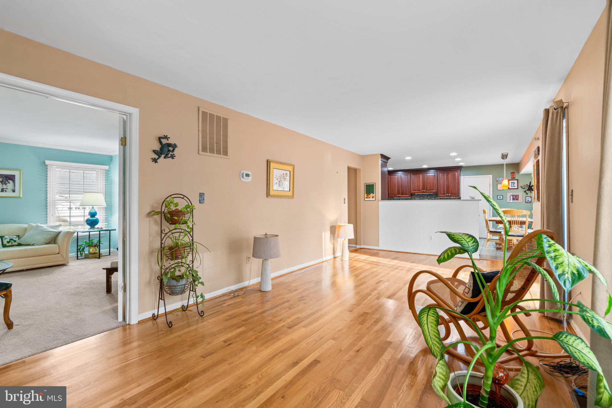 4204 Headwaters Lane Olney, MD 20832 - Photo 5 of 34