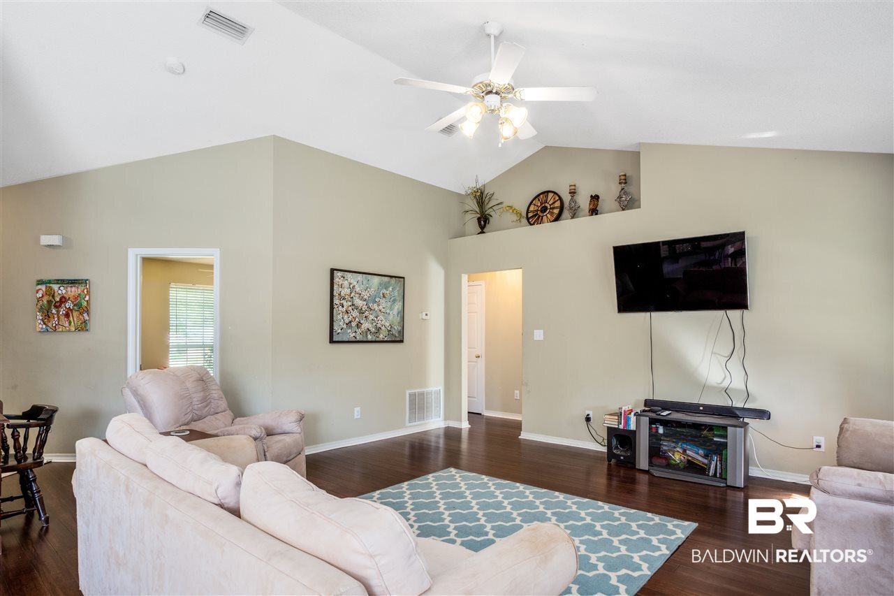 11178 Chablis Lane Daphne, AL 36526 - Photo 12 of 32 Living Room