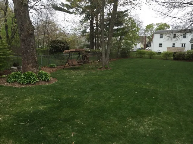 $3,350 | 253 Fairfax Drive, Warwick, RI 02888