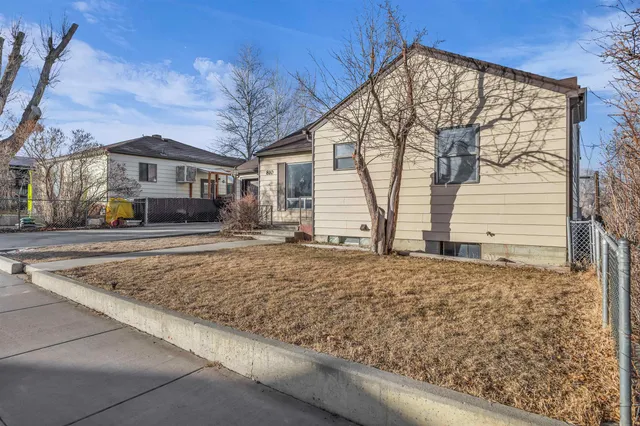 $270,000 | 810 Young Avenue, Rock Springs, WY 82901