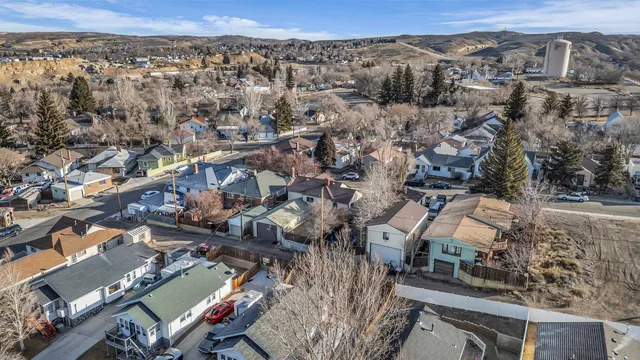 $270,000 | 810 Young Avenue, Rock Springs, WY 82901