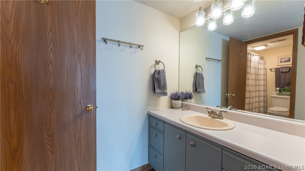 6005 Baydy Peak Road, Unit 902 Osage Beach, MO 65065 - Photo 9 of 23