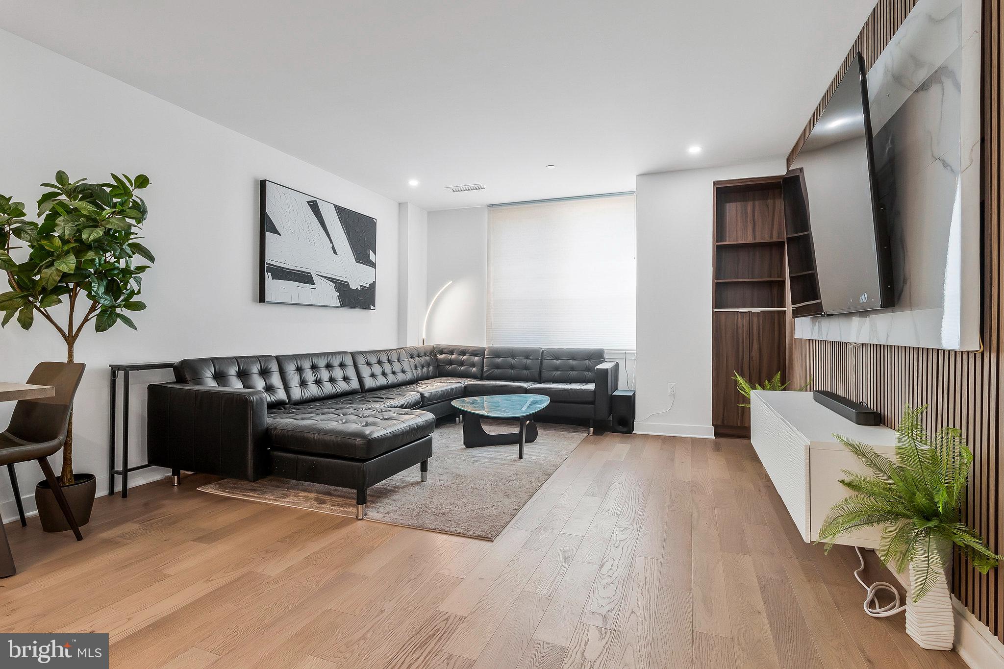 37 L Street Southeast, Unit 101 Washington, DC 20003 - Photo 26 of 34