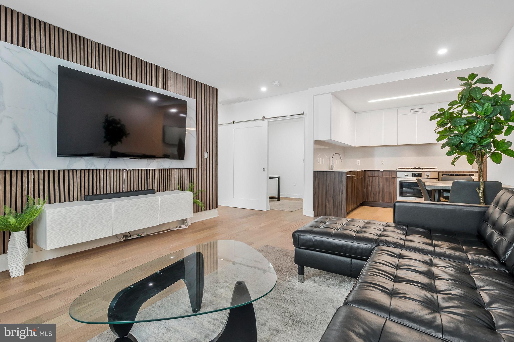 37 L Street Southeast, Unit 101 Washington, DC 20003 - Photo 29 of 34