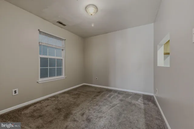 $175,000 | 410 Ashton Lane, Unit 410, New Castle, DE 19720