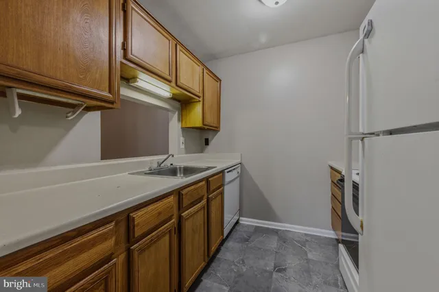 $175,000 | 410 Ashton Lane, Unit 410, New Castle, DE 19720