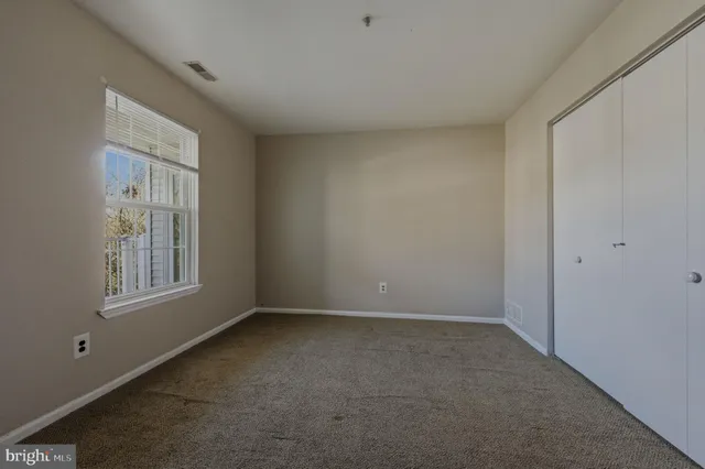 $175,000 | 410 Ashton Lane, Unit 410, New Castle, DE 19720