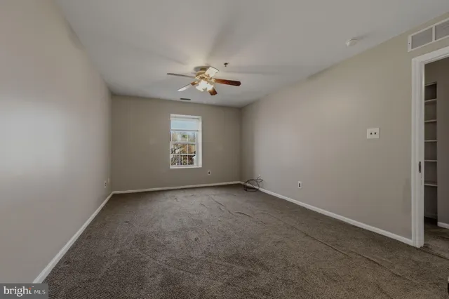 $175,000 | 410 Ashton Lane, Unit 410, New Castle, DE 19720