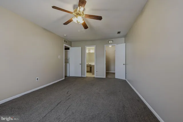 $175,000 | 410 Ashton Lane, Unit 410, New Castle, DE 19720