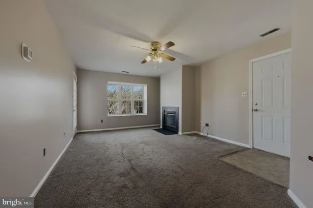 $175,000 | 410 Ashton Lane, Unit 410, New Castle, DE 19720