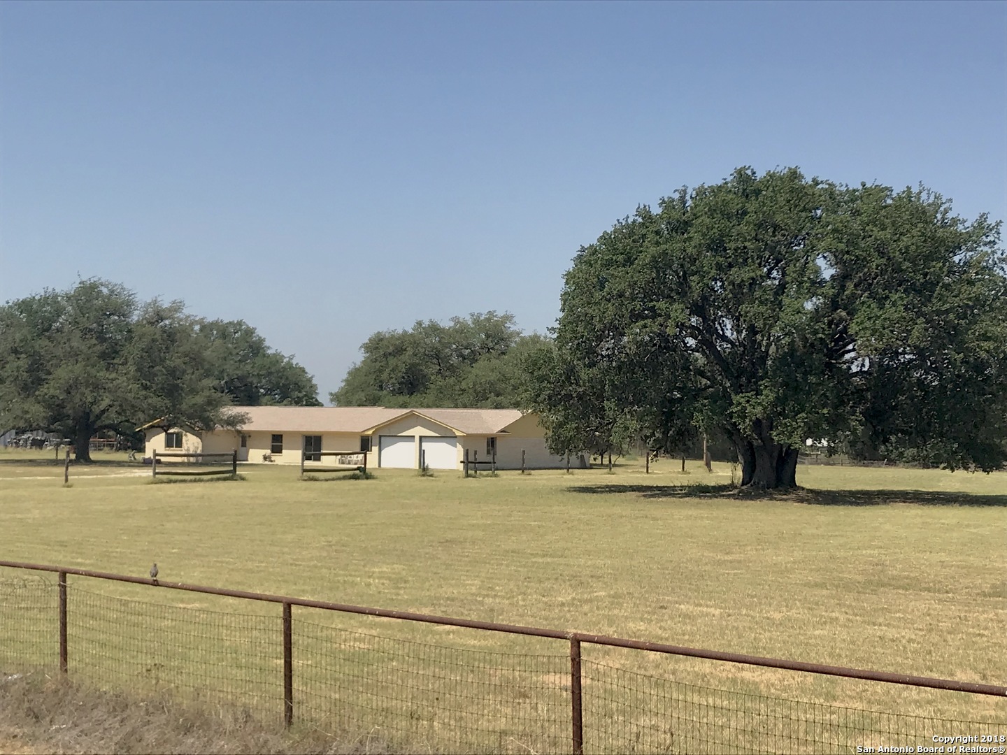 a view of houses with an outdoor space