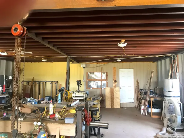 a view of a livingroom with furniture