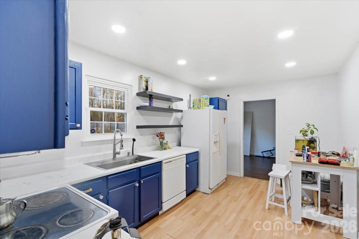 15927 Lawyers Road Matthews, NC 28104 - Photo 9 of 27