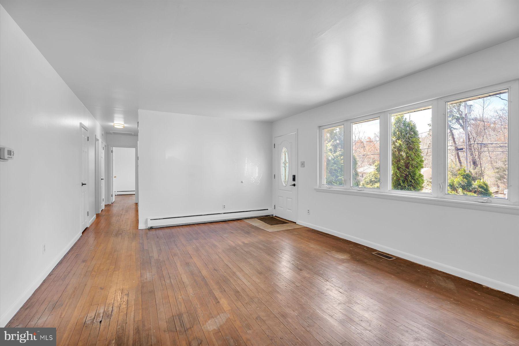 142 New Freedom Road Clementon, NJ 08021 - Photo 3 of 20